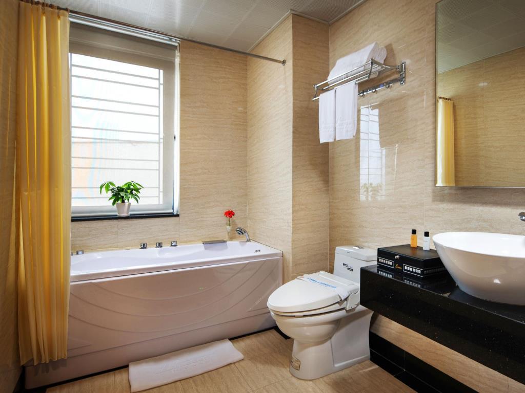Luxeden Hotel Hanoi Luaran gambar
