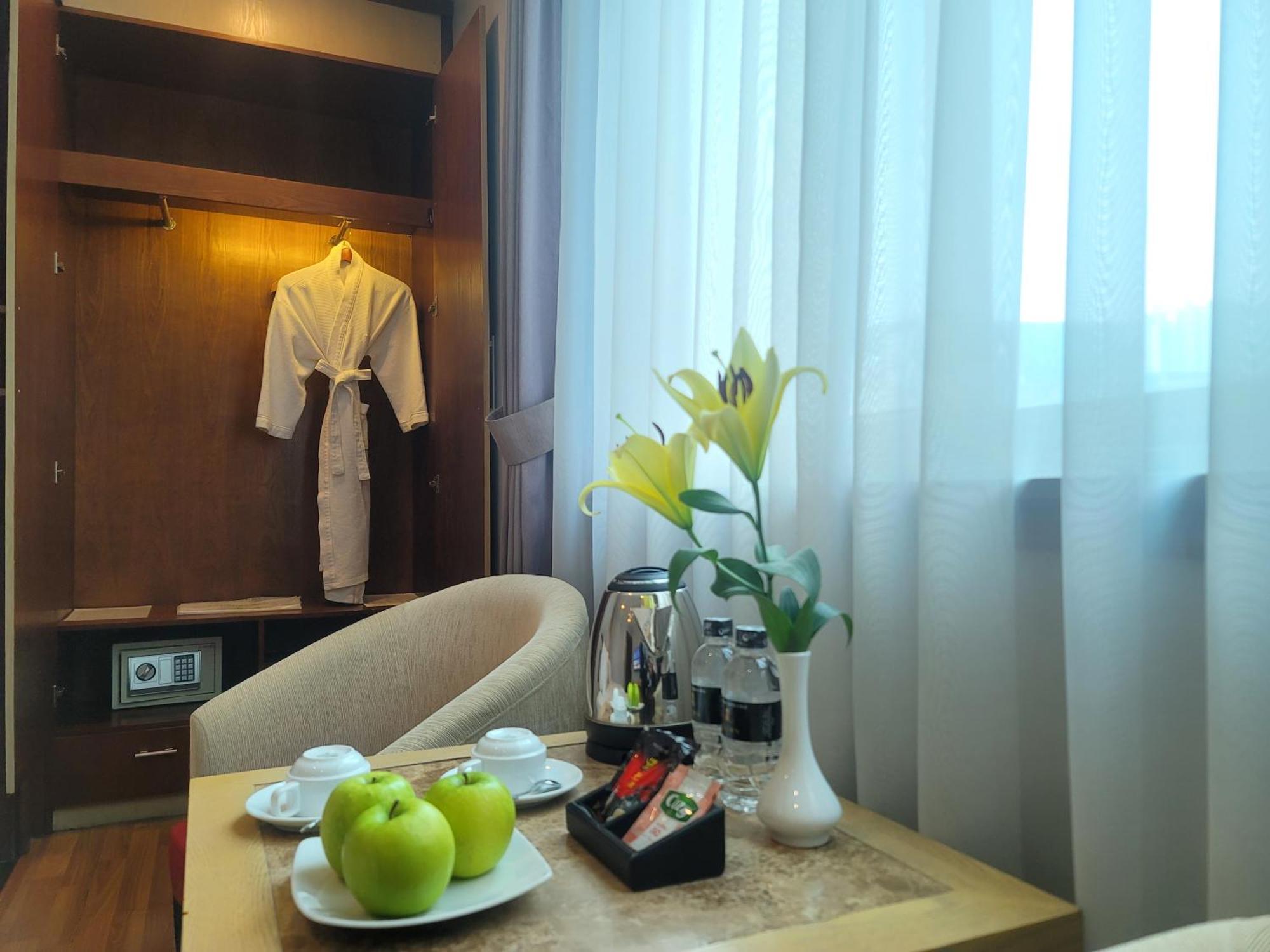 Luxeden Hotel Hanoi Luaran gambar