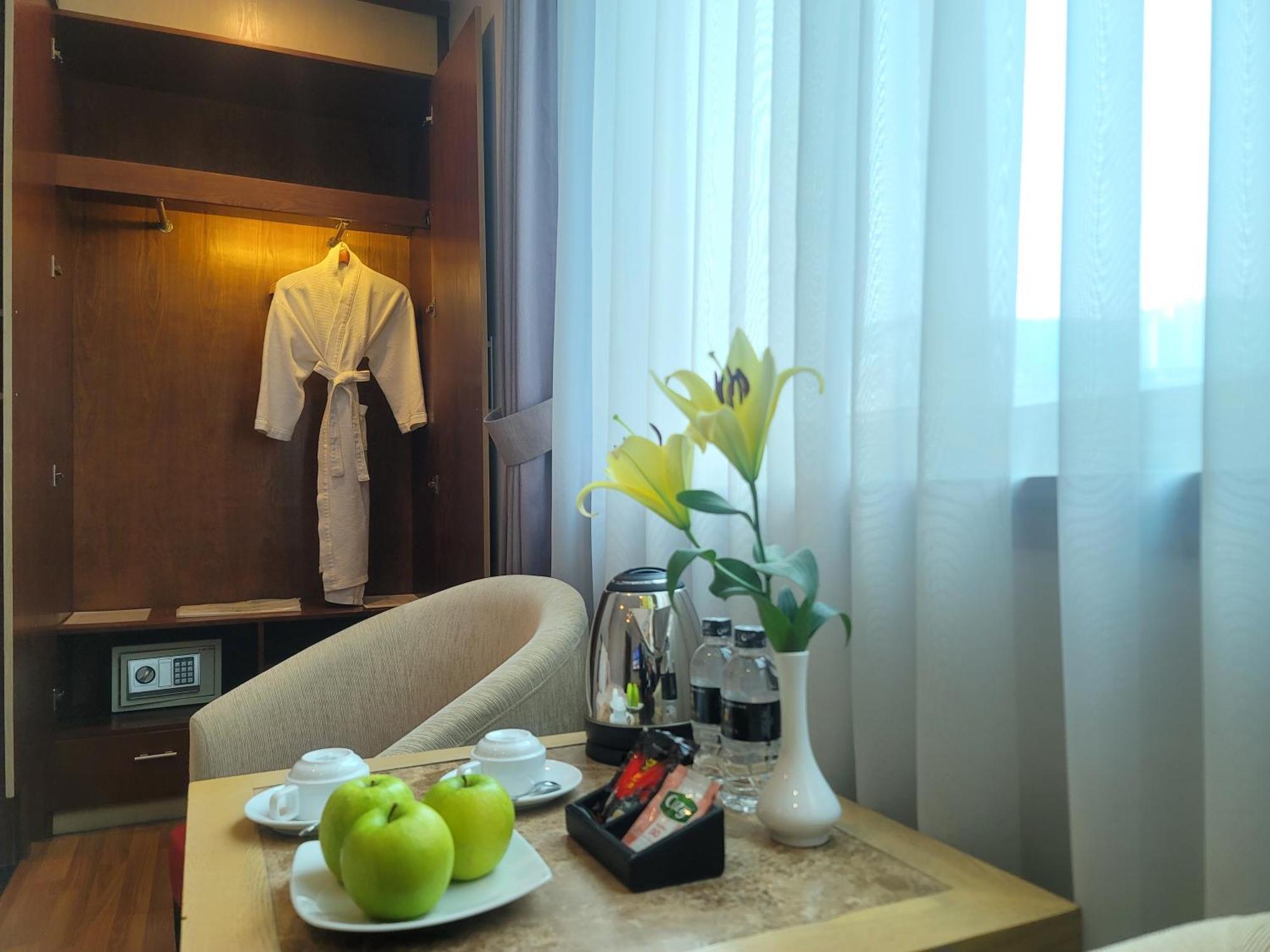 Luxeden Hotel Hanoi Luaran gambar